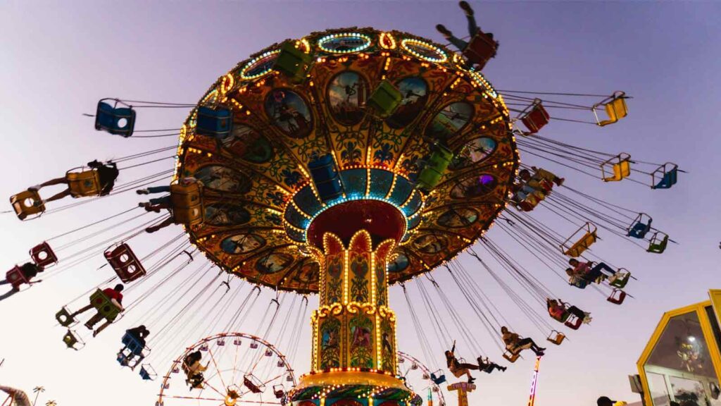 Cultural exhibition pavilions and concerts at Izmir International Fair September event