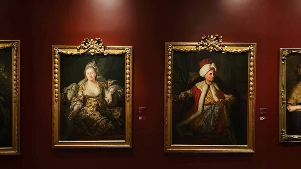 Pera Museum building exterior in Beyoğlu district showcasing contemporary architecture